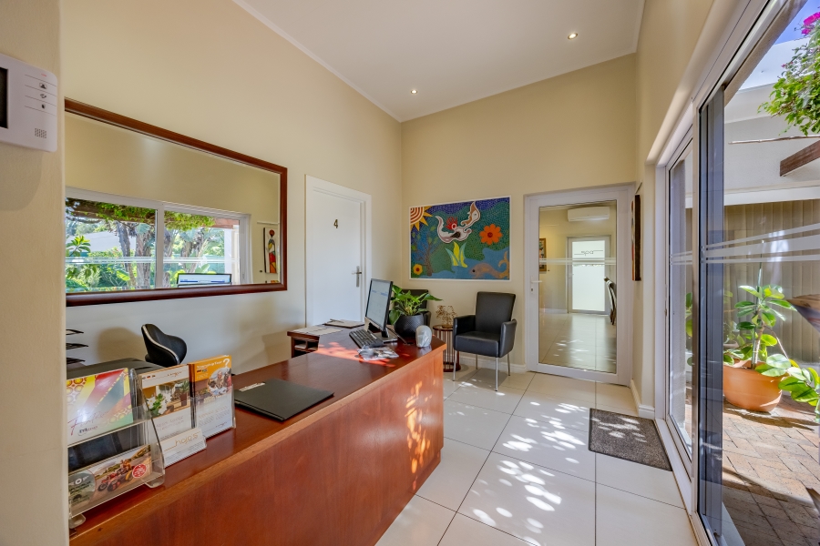 5 Bedroom Property for Sale in Milnerton Central Western Cape